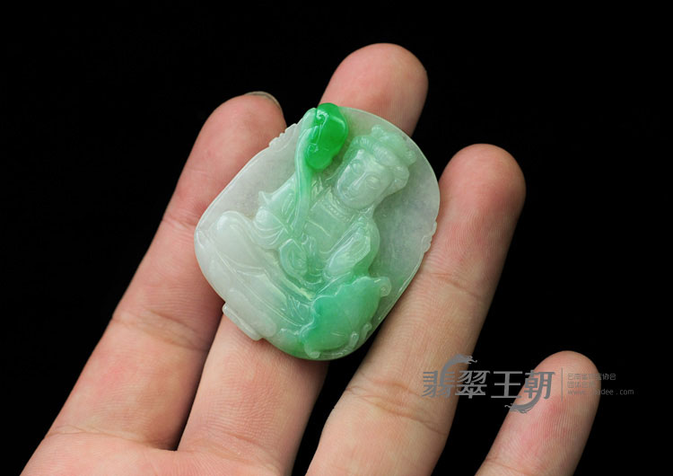 糯冰种飘翠缅甸翡翠观音挂件