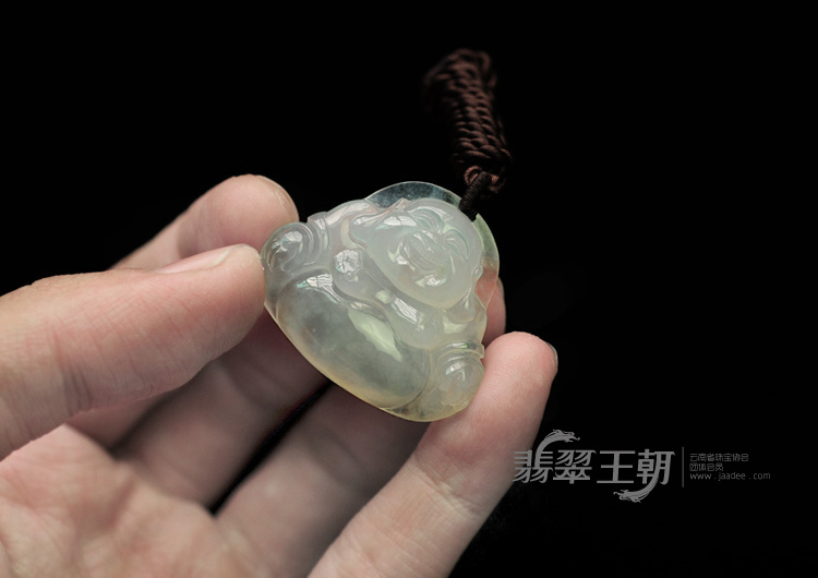 冰种淡晴水缅甸翡翠玉佛挂件
