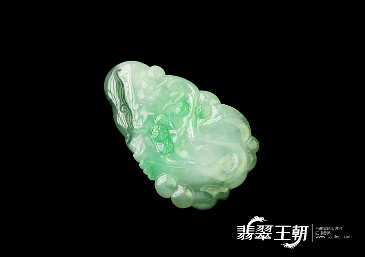 糯冰种飘翠缅甸翡翠辈辈英雄挂件