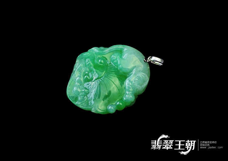 冰种翠色缅甸翡翠福象如意挂件