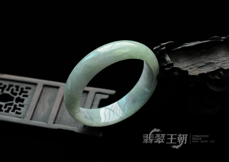 糯冰种紫罗兰飘翠缅甸翡翠手镯（57.4mm）