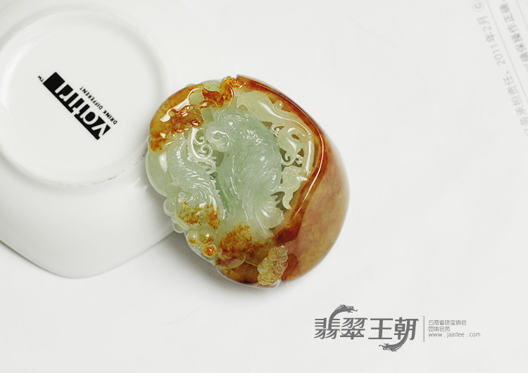 糯冰种红翡缅甸翡翠英明神武手玩件
