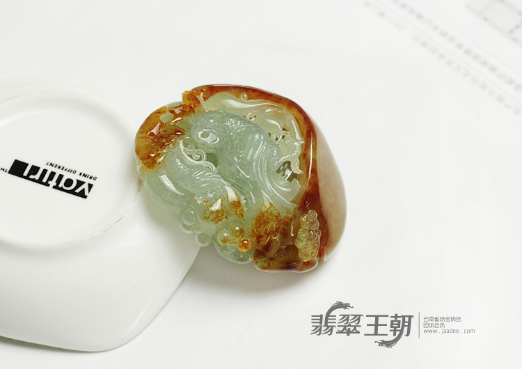 糯冰种红翡缅甸翡翠英明神武手玩件