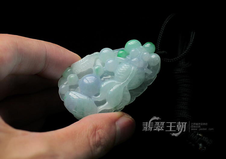 糯冰种春带彩缅甸翡翠金玉满堂挂件