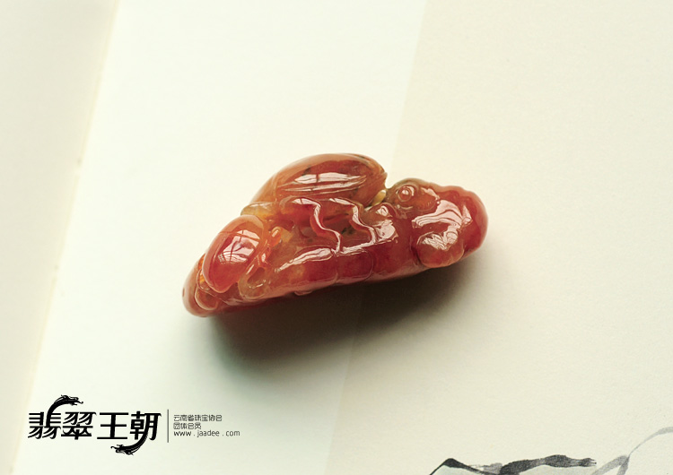 糯冰种红翡缅甸翡翠富甲天下挂件