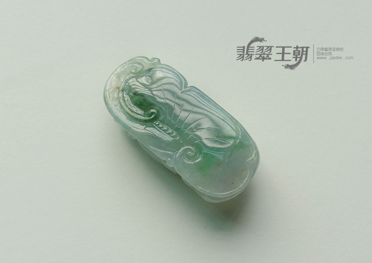 冰种晴水飘花缅甸翡翠灵猴献寿挂件