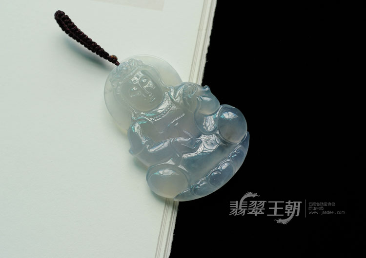 冰种紫罗兰缅甸翡翠观音挂件