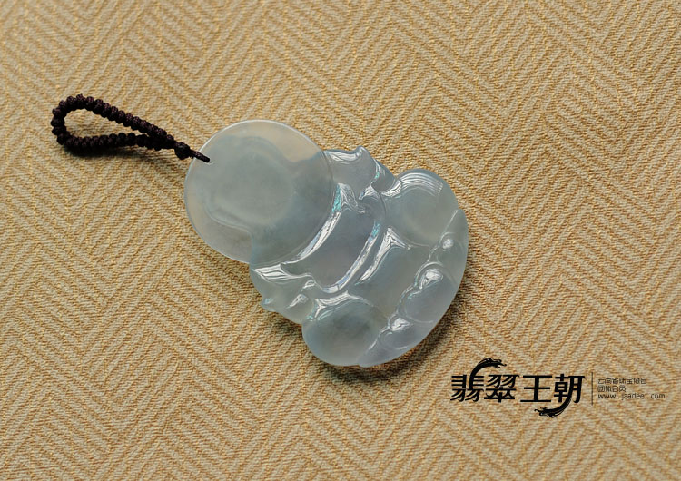冰种紫罗兰缅甸翡翠观音挂件