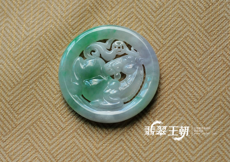 冰种紫罗兰飘翠缅甸翡翠马牌挂件