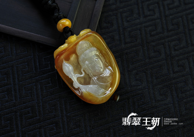 冰种红黄翡缅甸翡翠观音头挂件