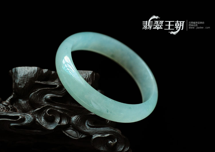 冰种晴水飘花缅甸翡翠手镯（56.3mm）