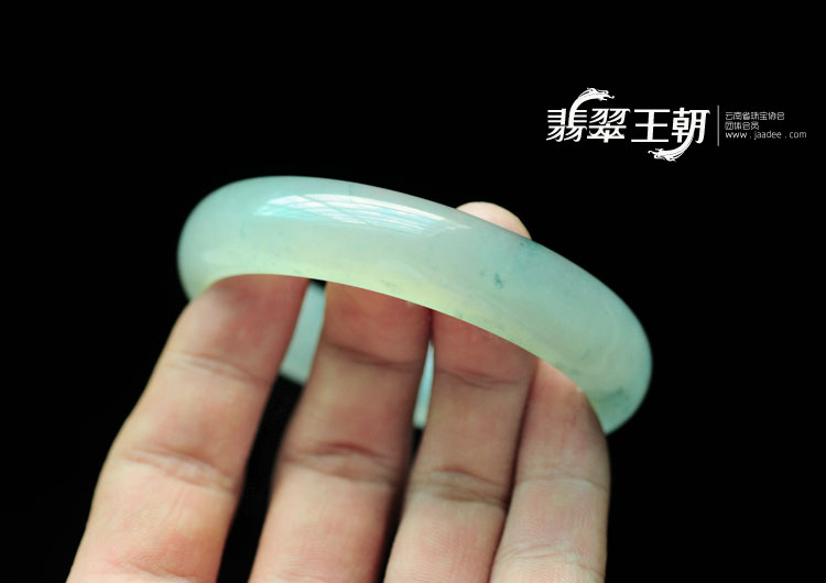 冰种晴水飘花缅甸翡翠手镯（56.3mm）