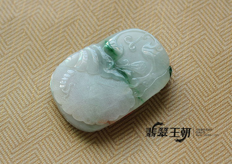 糯冰种三彩缅甸翡翠莲花观音挂件