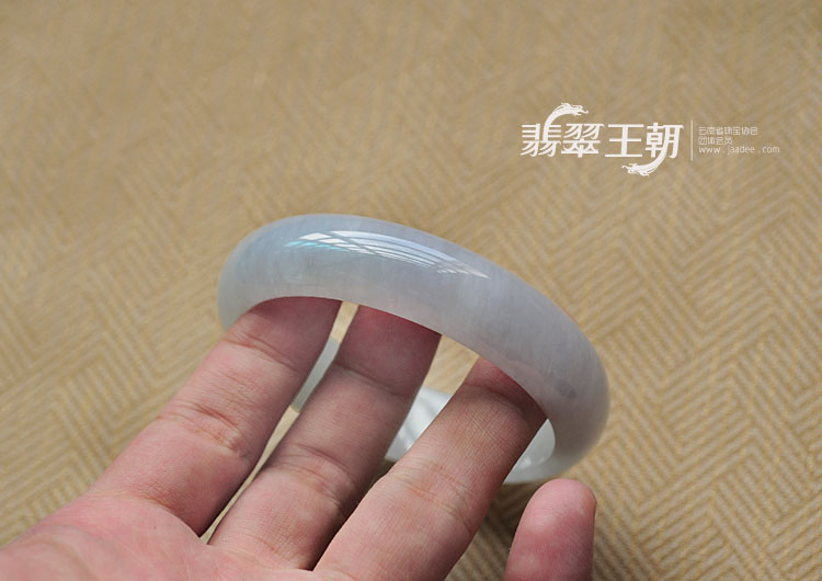 冰种淡紫罗兰缅甸翡翠手镯（58.2mm）