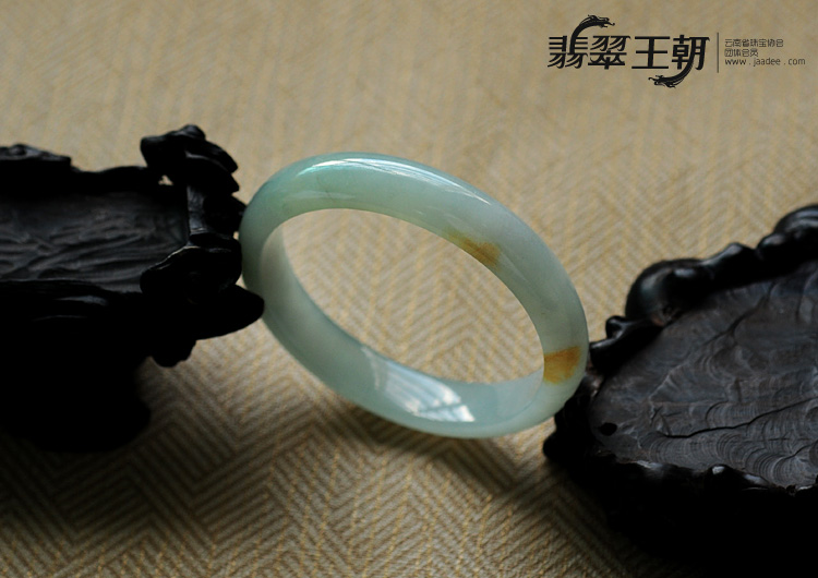 糯冰种晴水黄翡缅甸翡翠手镯（52.3mm）