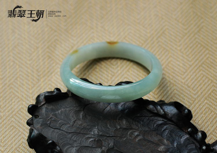 糯冰种晴水黄翡缅甸翡翠手镯（52.3mm）
