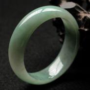 细糯种晴水缅甸翡翠手镯（55.31mm）