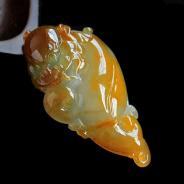 糯冰种黄翡缅甸翡翠龙行如意挂件