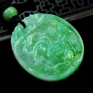 冰种翠色缅甸翡翠龙凤牌挂件