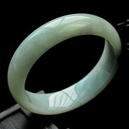细糯种晴水缅甸翡翠手镯（57.3mm）