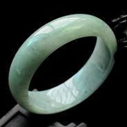 糯冰种晴水缅甸翡翠手镯（56.8mm）