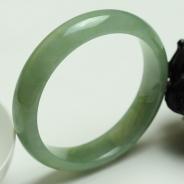 糯冰种晴水缅甸翡翠手镯（52.4mm）