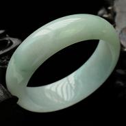 糯冰种晴水缅甸翡翠手镯（58mm）