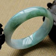 糯冰种飘花缅甸翡翠手镯（53.7mm）