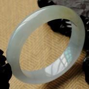糯冰种淡晴水黄翡缅甸翡翠手镯（56.1mm）
