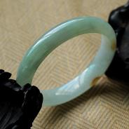 糯冰种晴水黄翡缅甸翡翠手镯（52.3mm）