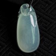 冰种蓝晴水缅甸翡翠福瓜挂件