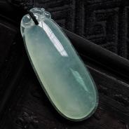 冰种蓝晴水缅甸翡翠福瓜挂件