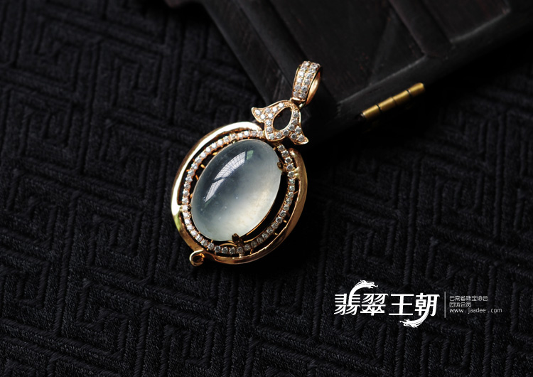 冰种缅甸翡翠镶玫瑰金