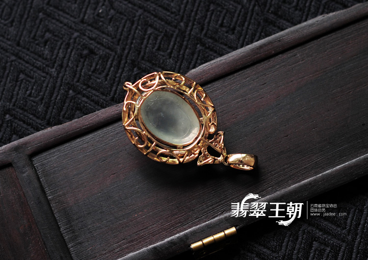 冰种缅甸翡翠镶玫瑰金
