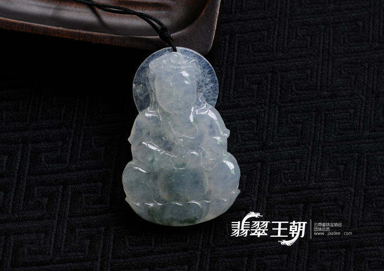 冰种飘花缅甸翡翠观音挂件