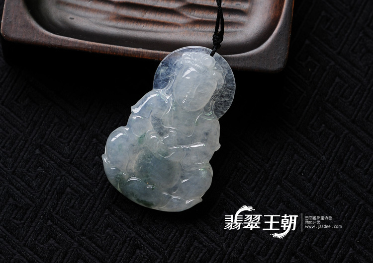 冰种飘花缅甸翡翠观音挂件
