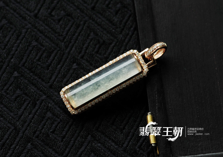 (超值推荐)玻璃种缅甸翡翠镶玫瑰金