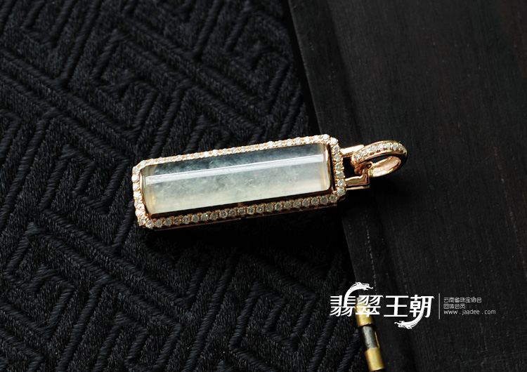 (超值推荐)玻璃种缅甸翡翠镶玫瑰金