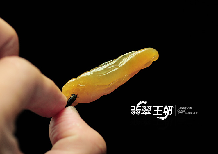 冰种黄翡缅甸翡翠人生如意挂件
