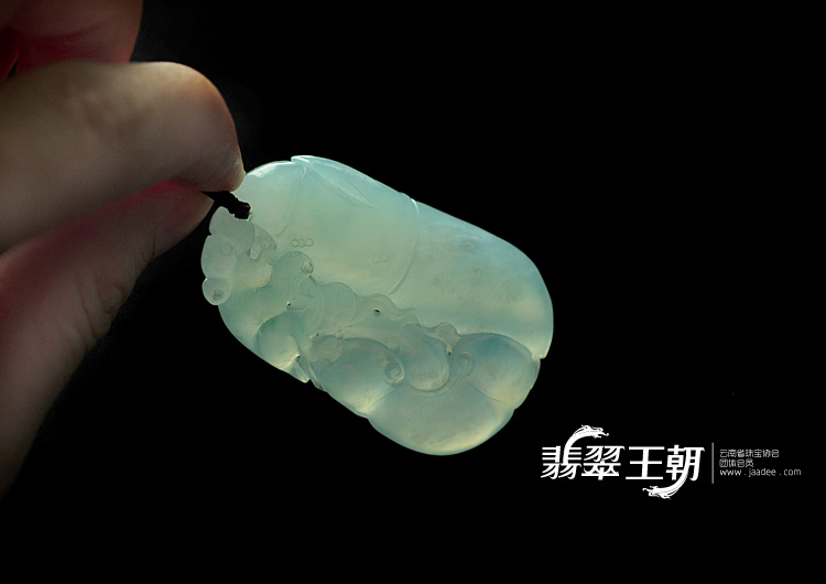 冰种晴水飘花缅甸翡翠节节高挂件