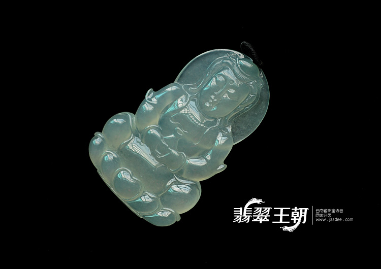 冰种晴水缅甸翡翠观音挂件