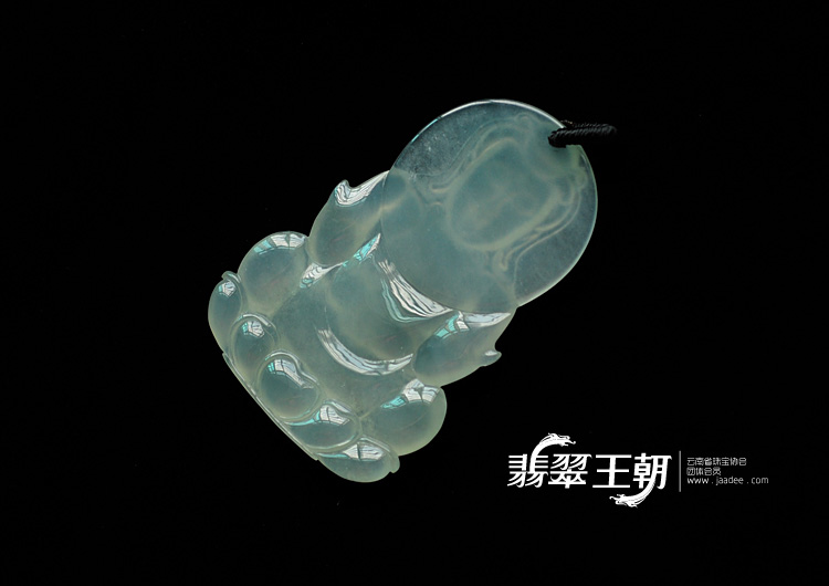 冰种晴水缅甸翡翠观音挂件