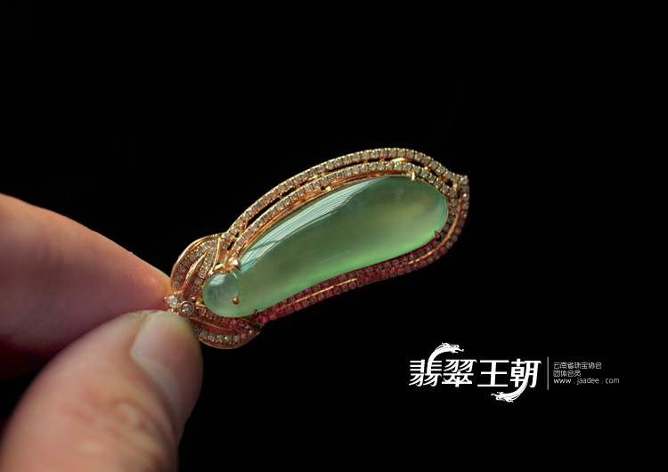 冰种晴水缅甸翡翠包玫瑰金“红红火火”挂件(真钻)