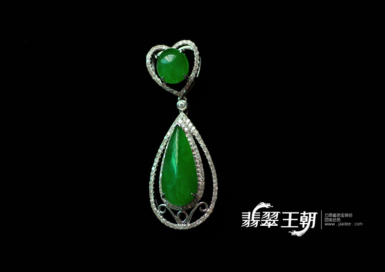 冰种阳绿缅甸翡翠包白金水滴胸坠(真钻)
