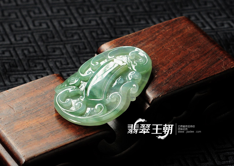 冰种飘花缅甸翡翠凤舞九天挂件