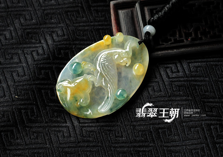 冰种黄翡飘花缅甸翡翠英明神武挂件