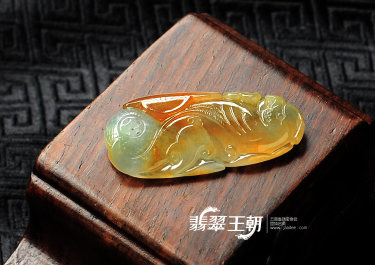 冰种黄翡缅甸翡翠英明神武挂件