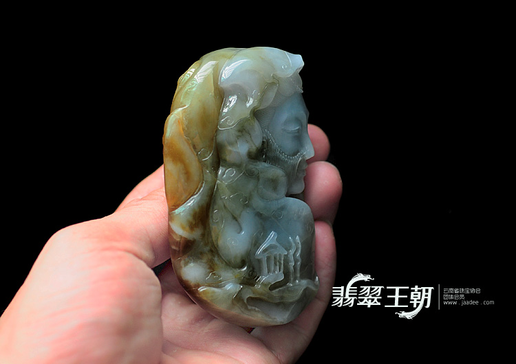 糯冰种黄翡缅甸翡翠天际之女手玩件