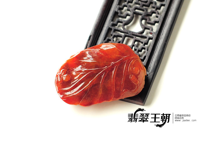 糯冰种红翡缅甸翡翠富贵双喜挂件