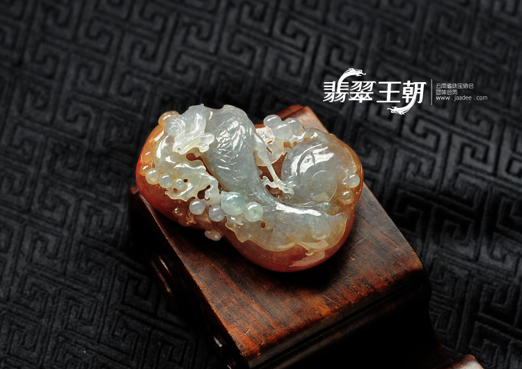 冰种红翡缅甸翡翠锦上添花挂件